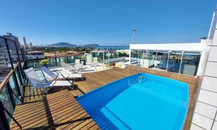 Cobertura duplex, 100mts praia, 4 dorms, 2 vagas, Enseada