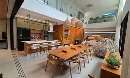 Casa de alto padrão com 6 suítes - Módulo 24 - Riviera