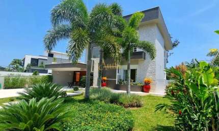 Casa de alto padrão com 7 suítes - Módulo 24 - Riviera
