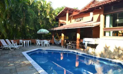 Casa de alto padrão com 5 suítes - Módulo 26 - Riviera
