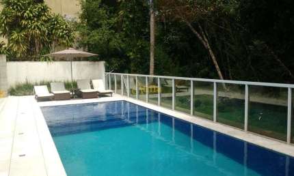 Casa alto padrão com 3 suítes no Módulo 30 - Riviera