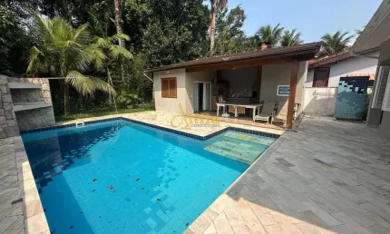 Casa de alto padrão com 3 dormitórios - Módulo 30 - Riviera