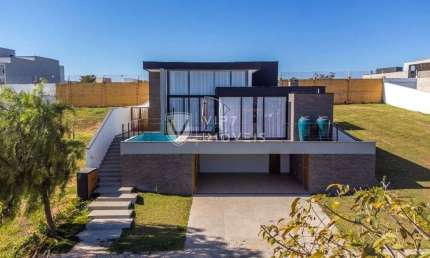 Casa com 3 dormitórios à venda, 220 m² por R$ 2.699.000,00 - Alphaville Nova Esplanada 3 - Votorantim/SP