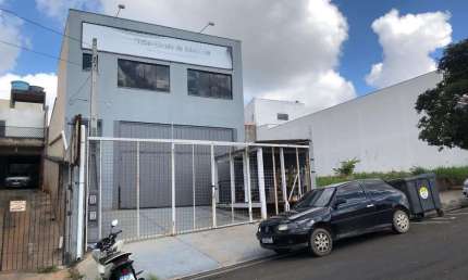Galpão à venda, 228 m² por R$ 690.000,00 - Jardim Piazza di Roma I - Sorocaba/SP