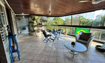 Apartamento no recreio dos bandeirantes, 4 quartos, 2 suítes, 180 m²