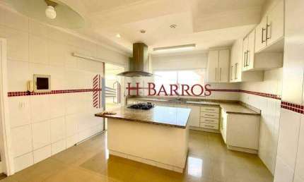 Casa de Condomínio com 4 Quartos e 5 banheiros à Venda, 270 m² por R$ 1.250.000