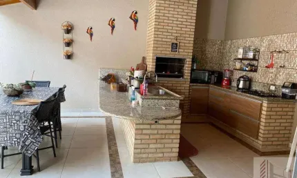 Casa Sobrado a Venda 3 Dormitórios - Jardim Astúrias - Piracicaba SP