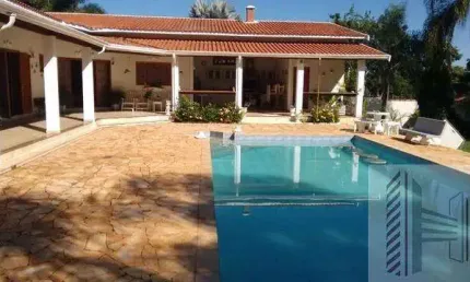Linda Chácara no Colinas do Piracicaba 1100m2 3 suítes