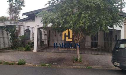 Casa à venda 3 dormitórios 152m2 - Bairro Jardim Petrópolis - Piracicaba, SP