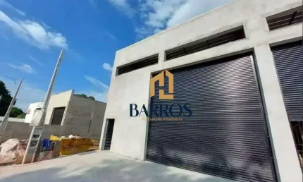 Galpão disponível para alugar, localizado no bairro Dois Córregos, em Piracicaba/SP.