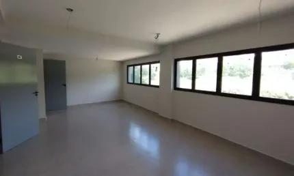 Sala para locação no Centro Empresarial Jaguari em Bragança Paulista - SP