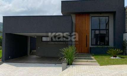 Casa à venda no bairro CONDOMÍNIO PORTAL DA SERRA, em BRAGANÇA PAULISTA - SP