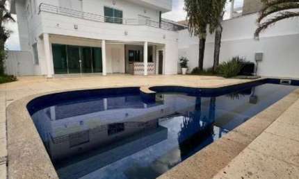 Casa para locação no Condomínio Residencial Santa Helena i em Bragança Paulista-SP