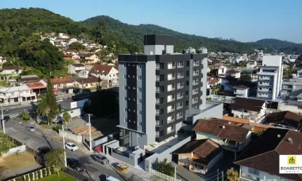 Apartamento com 3 quartos para alugar na São José dos Cedros, 108, Iririú, Joinville por R$ 2.700
