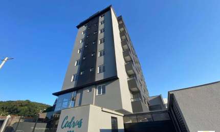 Apartamento com 3 quartos para alugar na São José dos Cedros, 108, Iririú, Joinville por R$ 3.250