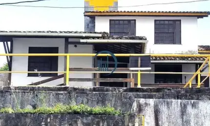 Vendo Casa Duplex 5 Quartos, 3 Suítes, 5 Banheiros, Piscina-Stiep