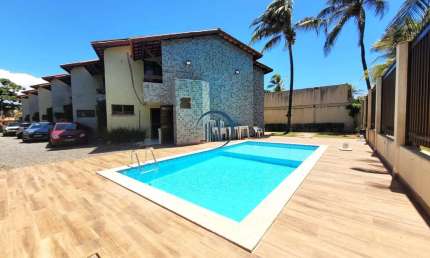 Casa Mobiliada  á  Venda em Village na Praia do Flamengo – Salvador