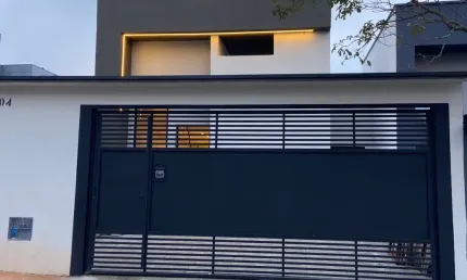 Casa com 3 quartos à venda na Rua Francisco Vilani Bicudo, 11, Vila Nova Aparecida, Mogi das Cruzes