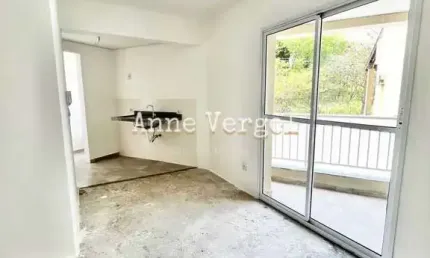 Apartamento 2 quartos a venda no Quitaúna em Osasco vaga c churrasqueira na varanda próximo à Estação
