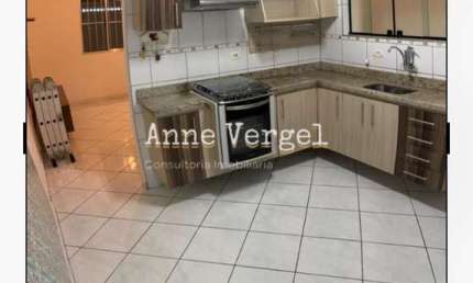 Casa com 2 quartos à venda no Bairro Santo Antônio em Osasco com 196m² e 1 vagas de carro próximo à Avenida João de Andrade