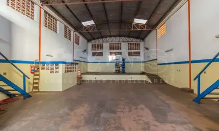 Barracão à venda, 220 m² por R$ 480.000,00 - Fortaleza - Barretos/SP