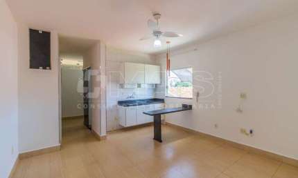 Apartamento com 1 dormitório para alugar, 65 m² por R$ 1.375,00/mês - Aeroporto - Barretos/SP