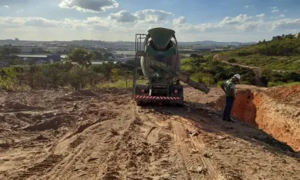 Terreno à venda na Rua São Lucas, 779, Água Branca, Contagem