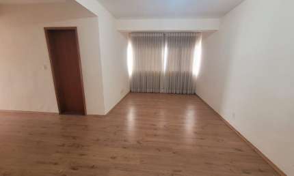 Apartamento 2 quartos, 1 com suíte - 5 minutos do centro de João Molevade