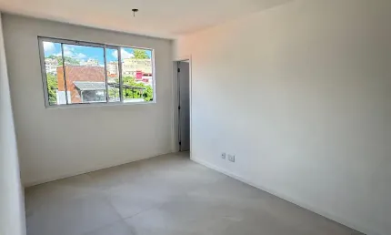 Apartamento 2 quartos e 2 vagas demarcadas - Caiçara - R$441.000,00