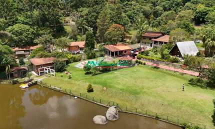 Chácara para alugar em Jardim Rosa Azul (caucaia Do Alto) de 5250.00m² com 3 Quartos, 3 Suites e 10 Garagens