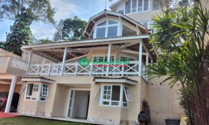 Casa de Condomínio para venda em Granja Carneiro Viana de 615.00m² com 5 Quartos, 1 Suite e 6 Garagens