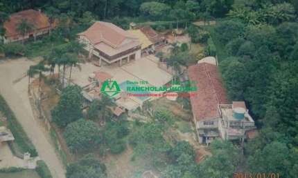 Chácara para venda em Jardim São Marcos de 5000.00m² com 5 Quartos, 2 Suites e 4 Garagens