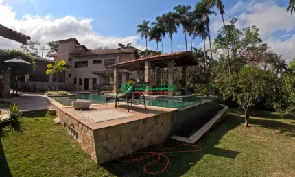 Casa de Condomínio para venda em Tijuco Preto de 1800.00m² com 3 Quartos, 3 Suites e 8 Garagens