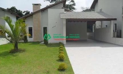 Casa de Condomínio para venda em San Diego de 500.00m² com 3 Quartos, 3 Suites e 2 Garagens