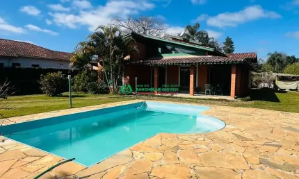 Casa de Condomínio para venda em Chácara Rincão de 1000.00m² com 3 Quartos, 1 Suite e 2 Garagens