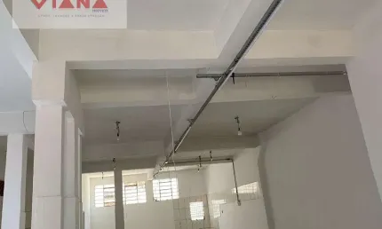 Galpão de 300m2 Com Localização Privilegiada em Bairro Anchieta - São Bernardo do Campo, SP