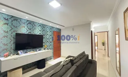 Casa com 3 quartos à venda na João Paulo Braido da Silva, 640, Jardim Santa Marta, Mogi Guaçu, 200 m2 por R$ 430.000