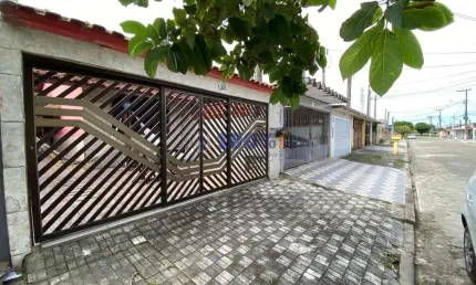 Casa com 2 quartos à venda na rua cidade de osasco, 140, itaóca, mongaguá, 125 m2 por r$ 255.000