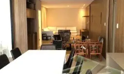Ubatuba, Centro - Aptos com 180m2 de área útil, com ótima localização.