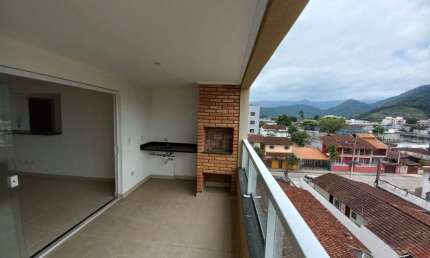 Ubatuba, Centro - Apartamento tipo com  03 quartos sendo 01 suíte e área de lazer.