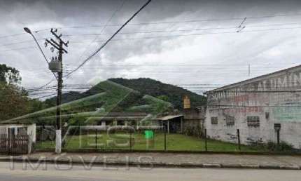 Ubatuba, Mato Dentro - Área com 14.000 m² - 120 metros de testada para Rodovia!