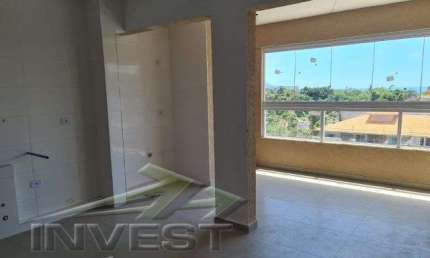 Ubatuba, Praia das Toninhas - Apartamento  cobertura duplex, 2 dormitórios sendo 01 suíte a 300 metros do mar.