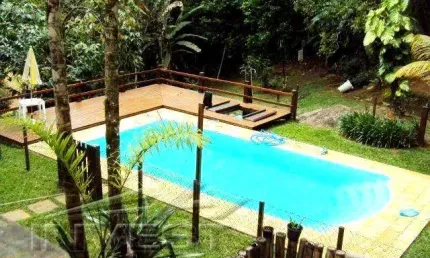 Ubatuba, Praia do Felix - Linda casa com estilo rústico com área de lazer, 1400m2 de terreno.