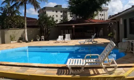 Ubatuba - centro. apartamento amplo c/ 3 dormitórios a venda no centro de ubatuba