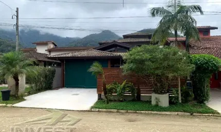 Ubatuba, Vila Verde -  Belíssima casa  com Área de lazer - Portaria 24 horas