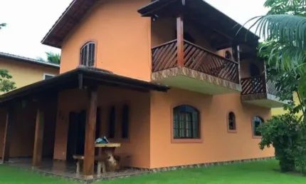 Ubatuba, Enseada- Linda casa a 800 metros da praia!