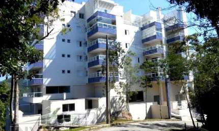 Ubatuba, Itaguá  - Apto com 02 dormitorios  sendo 01 Suite, 240 m2 útil e vista para o mar.
