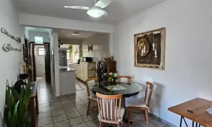Ubatuba, centro- apartamento de 2 dormitórios, sendo 1 suíte, na região central!