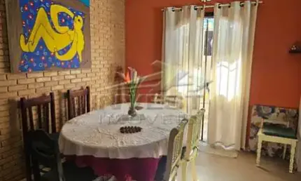 Ubatuba, itaguá- Casa com 3 dormitórios, sendo 1 suíte e vaga para 3 autos!