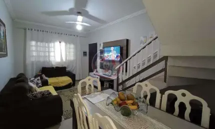 Sobrado com 3 dorms, Vera Cruz, Mongaguá - R$ 379 mil, Cod: 666-13
